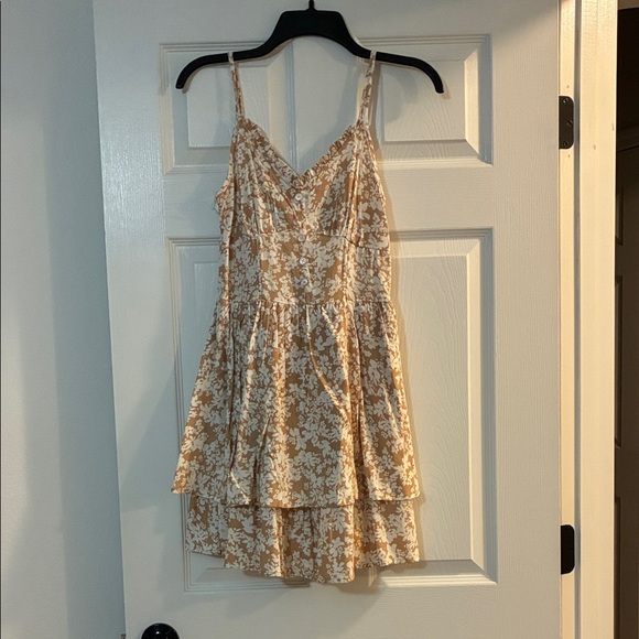 Dresses & Skirts - Floral Spaghetti Strap Dress